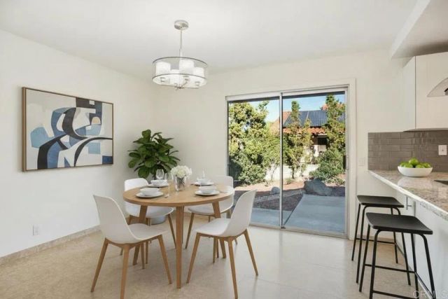 11000 Meadow Glen Way East, Escondido, CA 92026