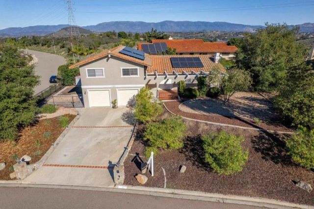 11000 Meadow Glen Way East, Escondido, CA 92026