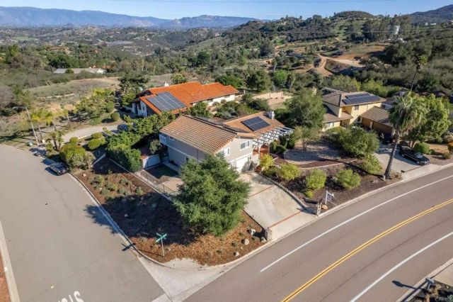 11000 Meadow Glen Way East, Escondido, CA 92026