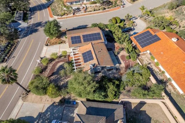 11000 Meadow Glen Way East, Escondido, CA 92026