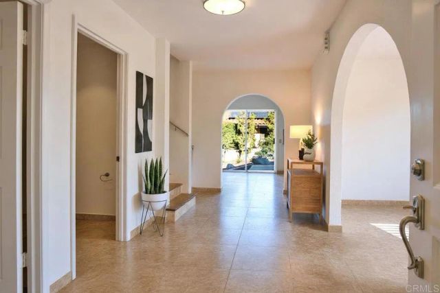 11000 Meadow Glen Way East, Escondido, CA 92026