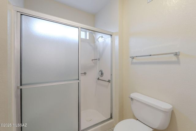 939 S Las Lomas Circle, Green Valley, AZ 85614