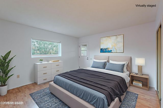 939 S Las Lomas Circle, Green Valley, AZ 85614