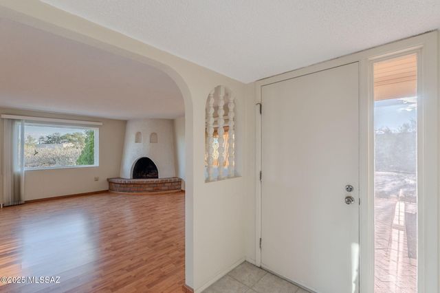 939 S Las Lomas Circle, Green Valley, AZ 85614