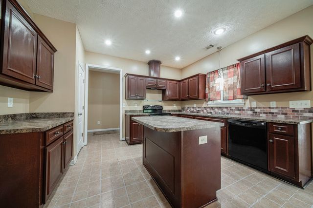 4716 Lakefront Court, Columbus, GA 31907