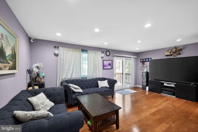 8113 PHIRNE RD E, Glen Burnie, MD 21061