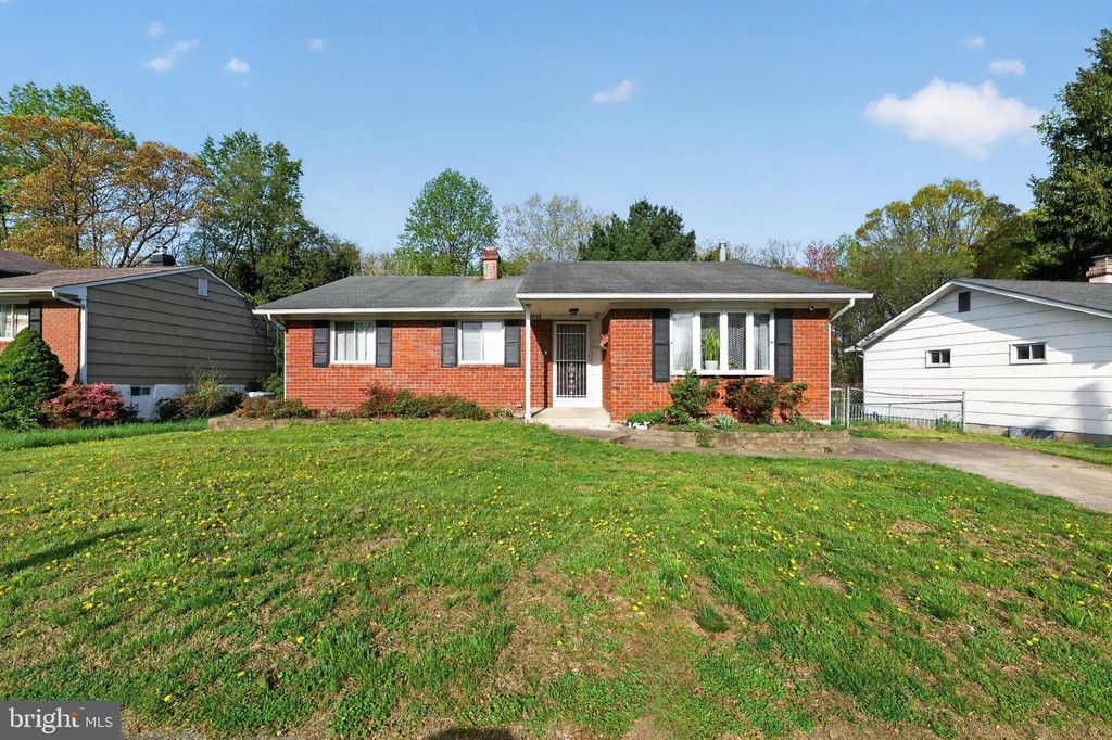 Image 27 of property listing at 8113 PHIRNE RD E, Glen Burnie, MD 21061