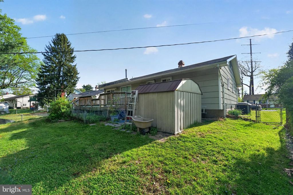 Image 29 of property listing at 8113 PHIRNE RD E, Glen Burnie, MD 21061