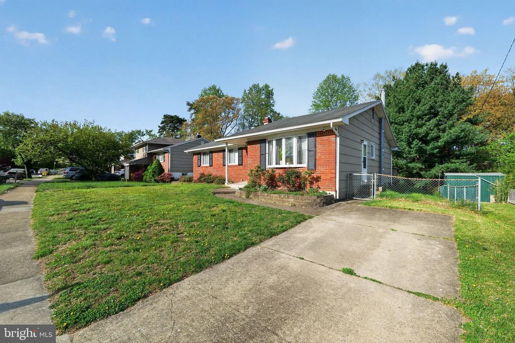 Image 30 of property listing at 8113 PHIRNE RD E, Glen Burnie, MD 21061