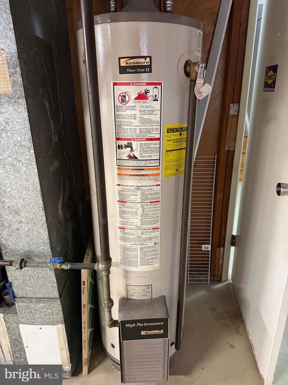 Image 32 of property listing at 8113 PHIRNE RD E, Glen Burnie, MD 21061