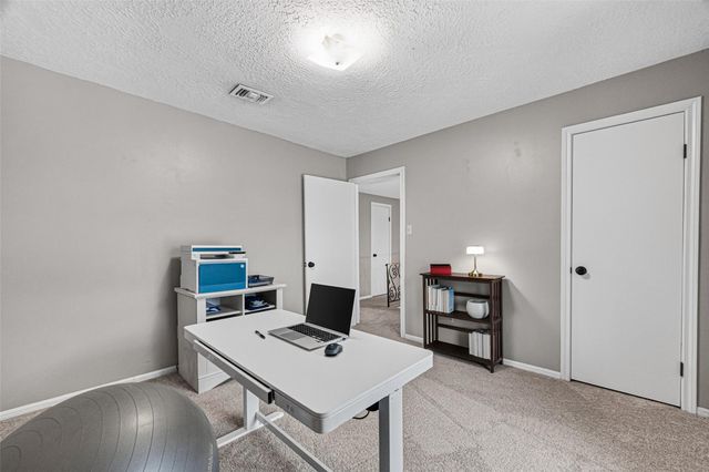4004 Longherridge Drive, Pearland, TX 77581