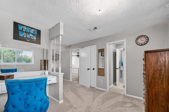 4004 Longherridge Drive, Pearland, TX 77581