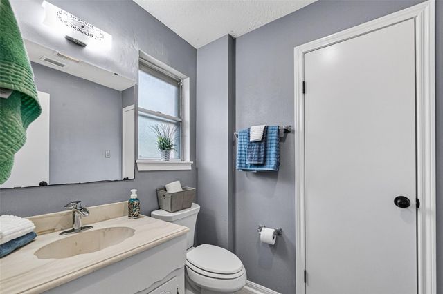 4004 Longherridge Drive, Pearland, TX 77581