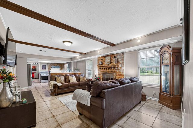 4004 Longherridge Drive, Pearland, TX 77581