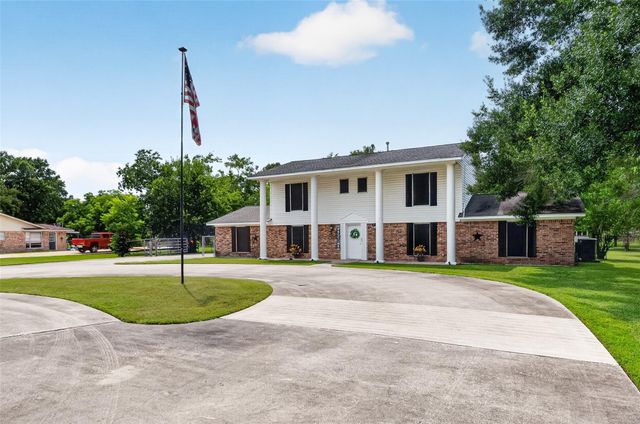4004 Longherridge Drive, Pearland, TX 77581