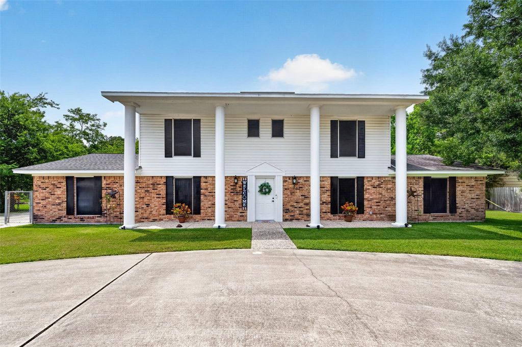 4004 Longherridge Drive, Pearland, TX 77581