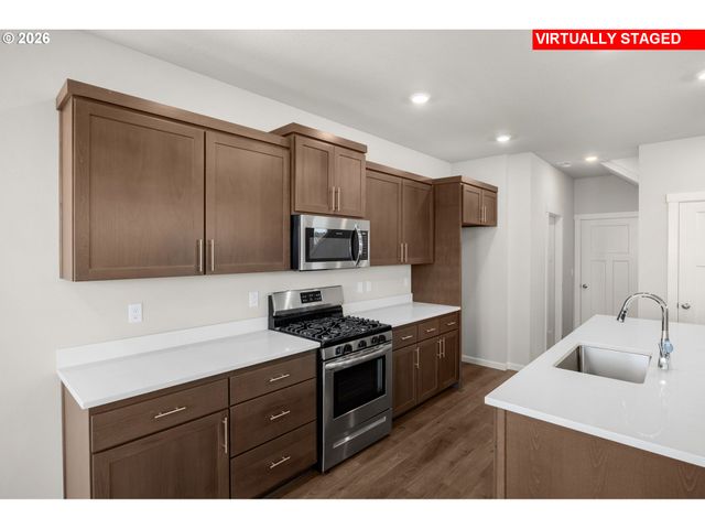 23823 Sw Walla Walla Ter, Tualatin, OR 97062