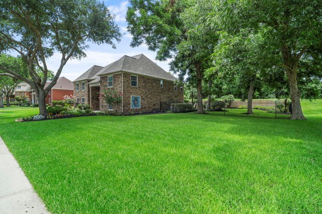 75 Stalybridge Street, Sugar Land, TX 77479