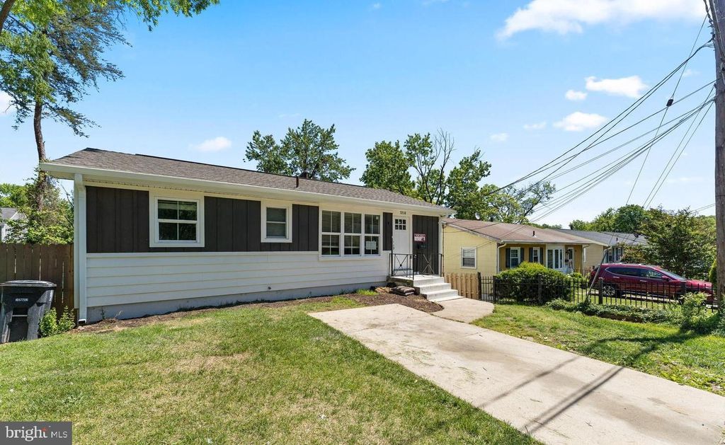 7210 FLAGSTAFF ST, Hyattsville, MD 20785