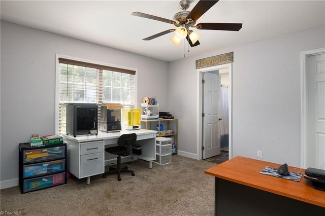 535 evergreen Trail, Thomasville, NC 27360