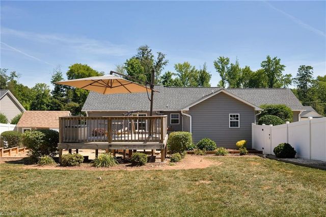 535 evergreen Trail, Thomasville, NC 27360
