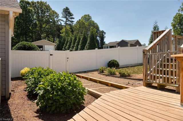 535 evergreen Trail, Thomasville, NC 27360