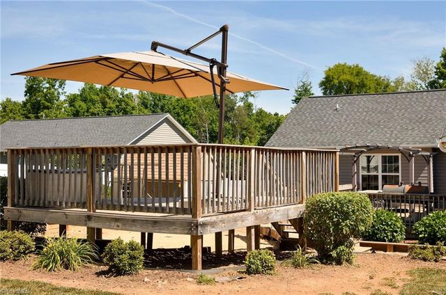 535 evergreen Trail, Thomasville, NC 27360