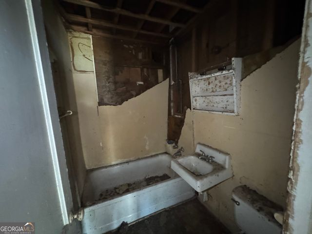 1211 Schelly Street, Macon, GA 31206