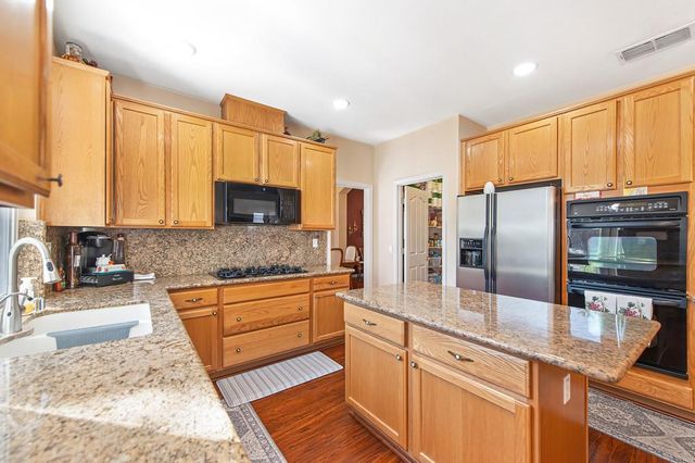 9535 Clarke Farms Rd, Elk Grove, CA 95624