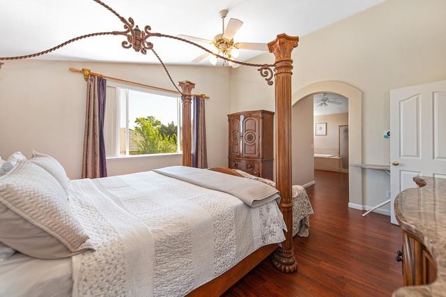 9535 Clarke Farms Rd, Elk Grove, CA 95624