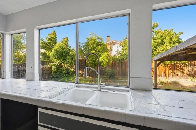 2846 Agua Vista Drive, San Jose, CA 95132