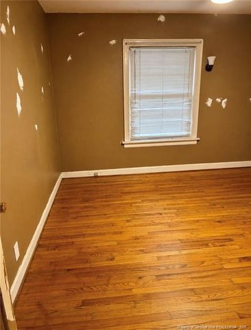 205 N College Street, Red Springs, NC 28377