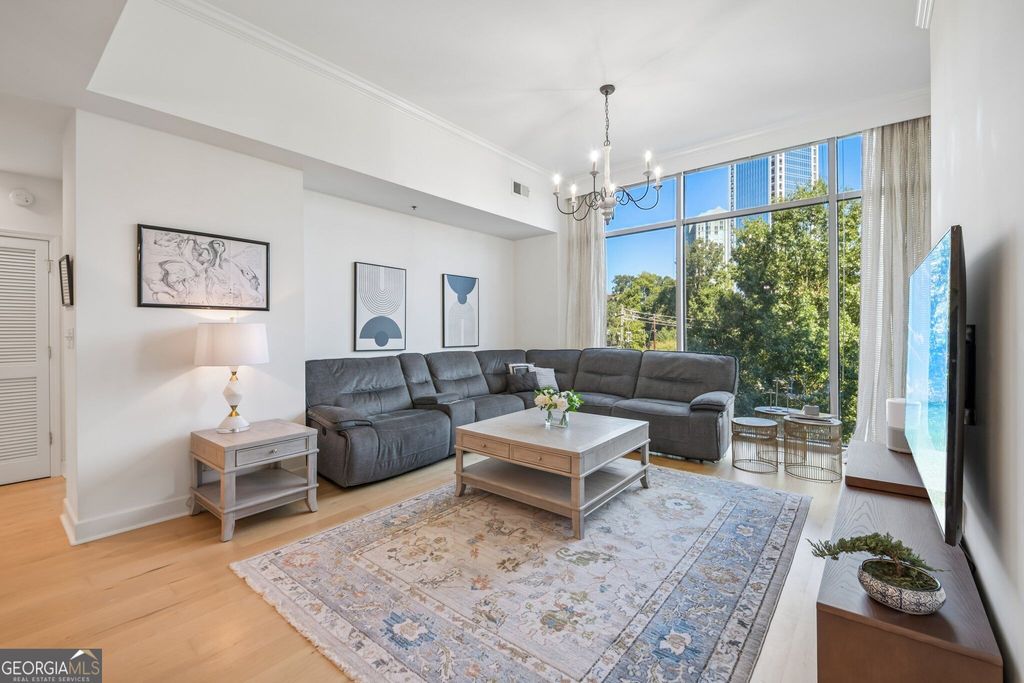 2795 Peachtree Road NE 405, Atlanta, GA 30305 — photo 2
