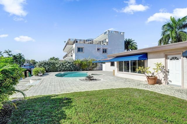 2632 SE 10th Court, Pompano Beach, FL 33062