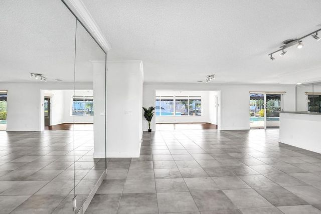 2632 SE 10th Court, Pompano Beach, FL 33062