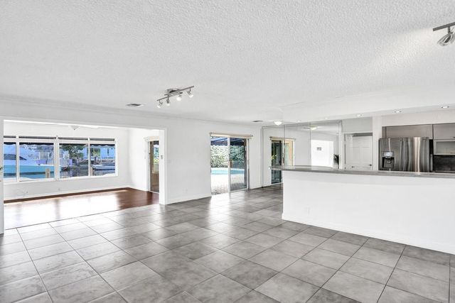 2632 SE 10th Court, Pompano Beach, FL 33062