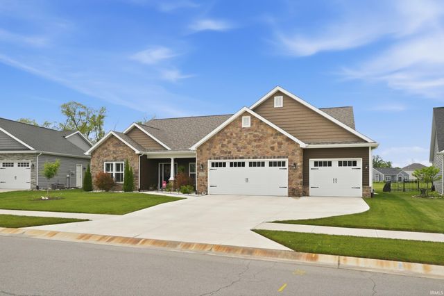 13667 Stone Table Boulevard, Fort Wayne, IN 46845