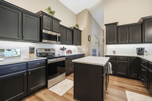 13667 Stone Table Boulevard, Fort Wayne, IN 46845