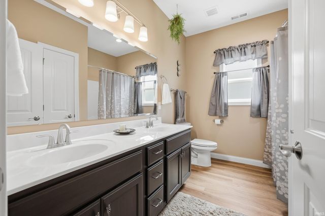 13667 Stone Table Boulevard, Fort Wayne, IN 46845