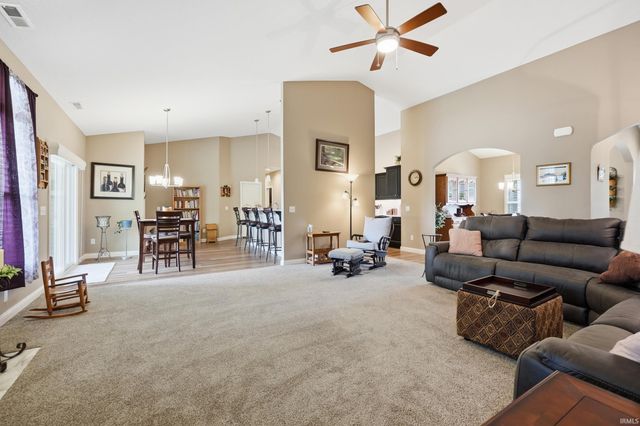 13667 Stone Table Boulevard, Fort Wayne, IN 46845