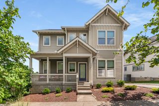 2705 Greenside Pl, Nashville, TN 37206
