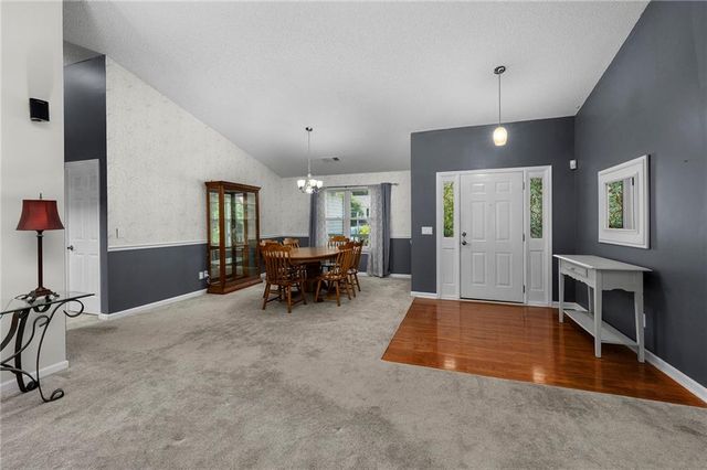 33 Glenabbey Drive, Cartersville, GA 30120
