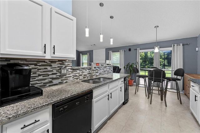 33 Glenabbey Drive, Cartersville, GA 30120