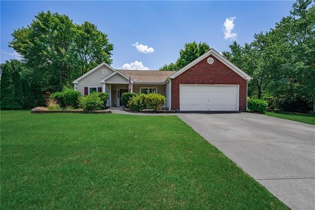 33 Glenabbey Drive, Cartersville, GA 30120