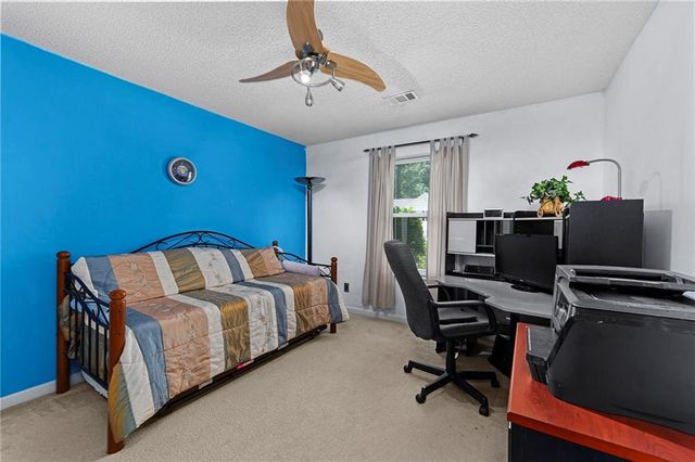 33 Glenabbey Drive, Cartersville, GA 30120
