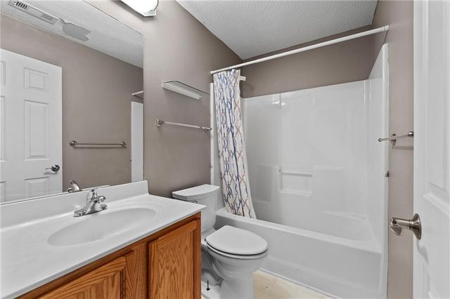 33 Glenabbey Drive, Cartersville, GA 30120