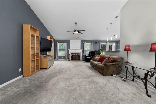 33 Glenabbey Drive, Cartersville, GA 30120