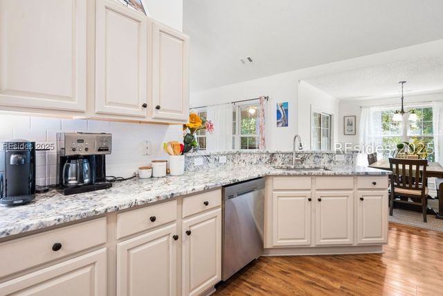 218 Lake Linden Dr, Bluffton, SC 29910