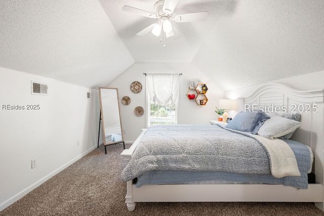 218 Lake Linden Dr, Bluffton, SC 29910