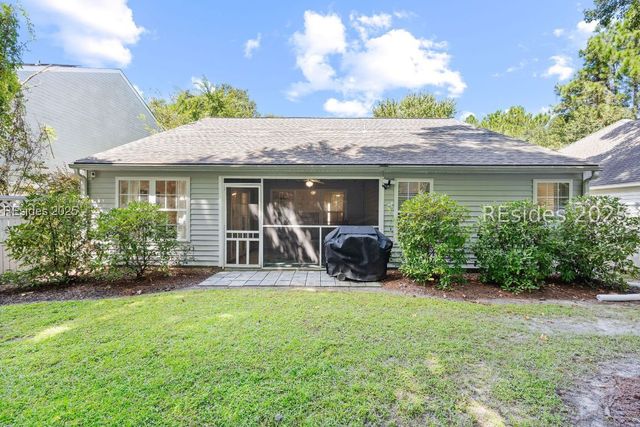 218 Lake Linden Dr, Bluffton, SC 29910